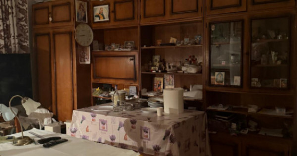 Casa individuala , teren 888mp , Siret