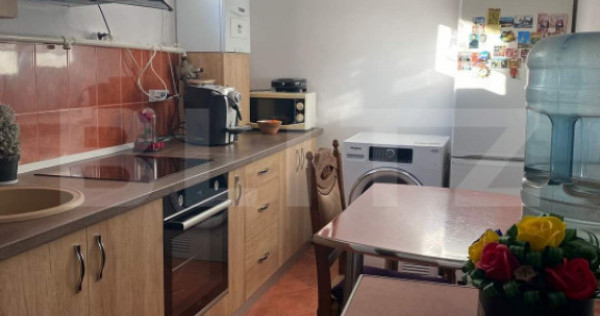 Apartament de v&acirc;nzare, 2 camere - zona centrală