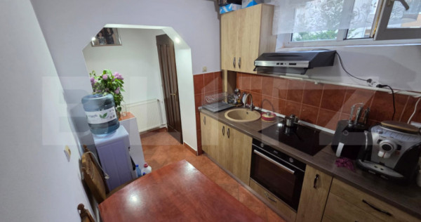 Apartament de v&acirc;nzare, 2 camere - zona centrală