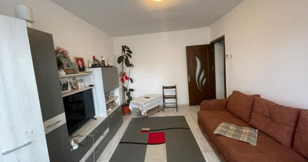 Apartament de vanzare, 2 camere, decomandat, zona Pacurari,