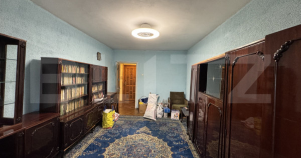 Apartament 2 camere, 55 mp, decomandat, zona Traian