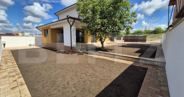 Casa 4 camere, 190 mp, 500 mp teren, zona Ford