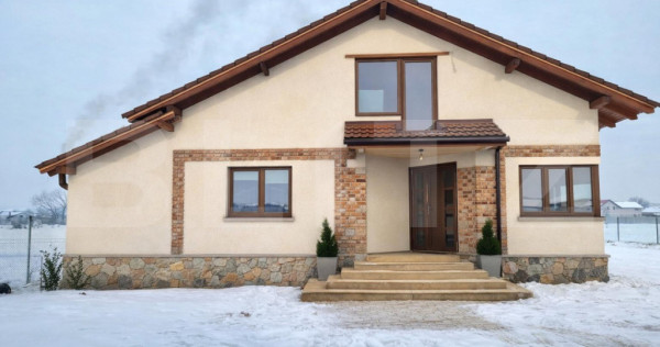 Casa individuala,4 dormitoare,teren 611 mp,Vintu de Jos