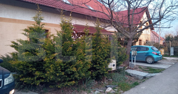 De vanzare casa duplex in Biharia in zona linistita