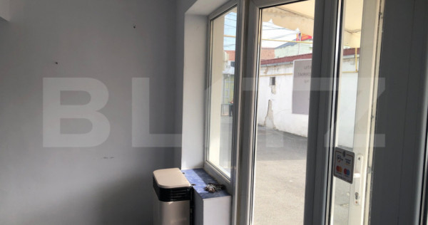 Spatiu comercial, 26 mp, zona Piata Mare