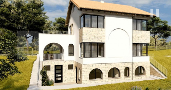 Casa de vacanta pretabila pentru pensiune,8 camere,307 mp ut