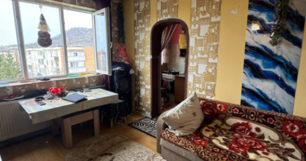 Garsonieră 27 mp Micro Vest, et. 4, centrală nouă, 23.500