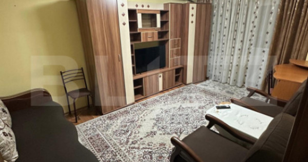 Apartament de inchiriat, decomandat, Lapus