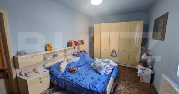 Apartament cu 3 camere, decomandat, 80 mp, Ocna Mures