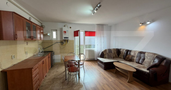 Apartament 3 camere, etaj intermediar, parcare, zona Eroilor