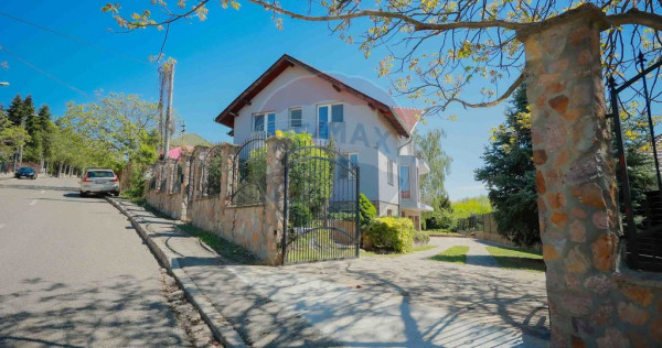 Vilă cu priveliște spectaculoasă, de v&acirc;nzare, Dealul Ciuperca, Oradea