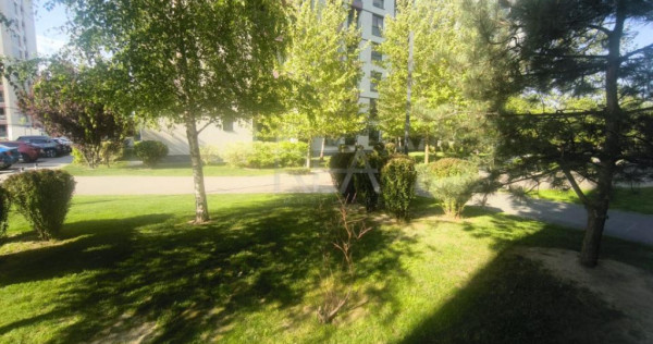 Apartament 4 camere, Politehnica