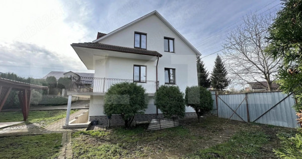 Casa superba in Voiniceni! 250mp! 11Ari!
