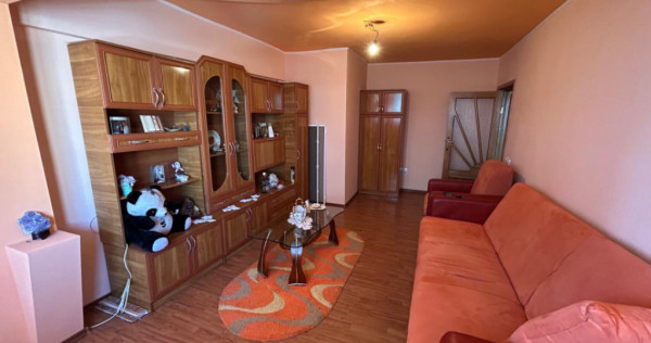 - Apartament 1 camera, zona Vidin, etaj 1