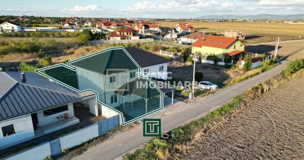 Jumătate de duplex nou cu 4 camere in Vladimirescu