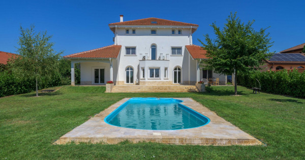 Vilă elegantă cu piscină și ieșire la Lac &ndash; Căciu...