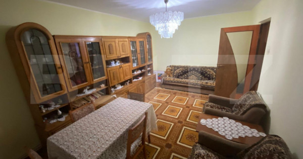 Apartament 3 camere, etaj intermediar, zona Belvedere