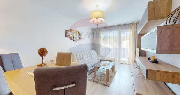 2 camere in Racadau cu priveliste spre Tampa si loc parca...