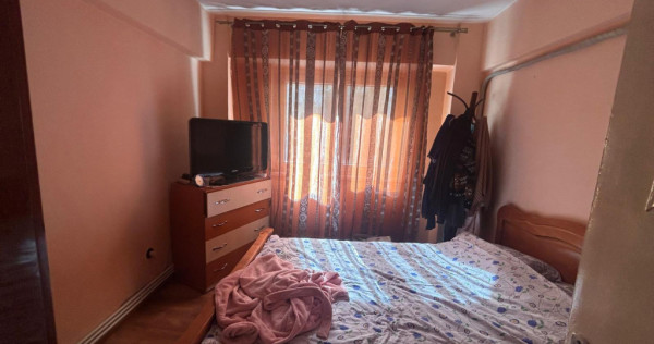 Etaj 1- Apartament 3 camere confort 1 decomandat, zona Obor.