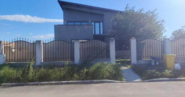 Casă de v&acirc;nzare &ndash; Aeroport/Spitalul Nou Județean