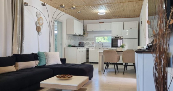 Spatiu comercial/Apartament la etaj/Teren 1187 mp