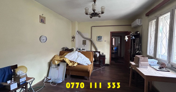 Casa 3 camere Zona Centrala, constructie caramida si boltari