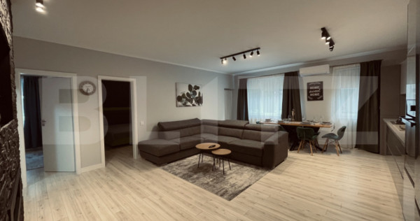Apartament 3 camere, 77 mp, parcare, zona Sub Cetate