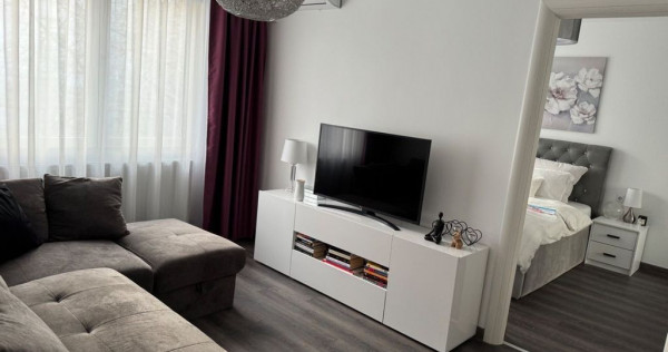 De inchiriat apartament cu 3 camere, Micro19, mobilat, ut...