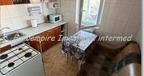Apartament 2 camere decomandate zona Inel 2