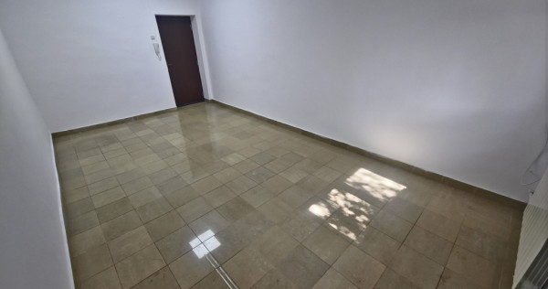 Spațiu ideal activități diverse &ndash; 22 mp Faleza Nord Bir