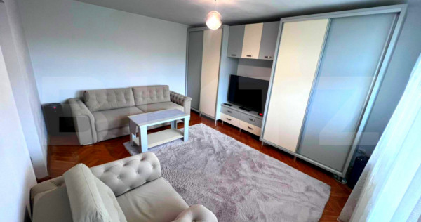 Apartament 2 camere decomandat, 55 mp, zona Cetate