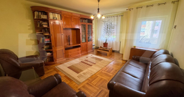 Apartament de inchiriat, 3 camere, 78 mp, decomandat, George