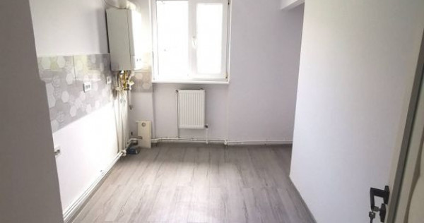 De vanzare apartament cu 2 camere, central. et. 3, 79.900...