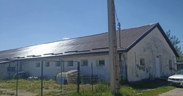 De v&acirc;nzare spațiu industrial la Ilieni