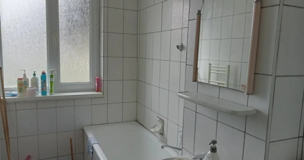 &Icirc;nchiriez apartament cu 2 camere Piatra Neamț Orion