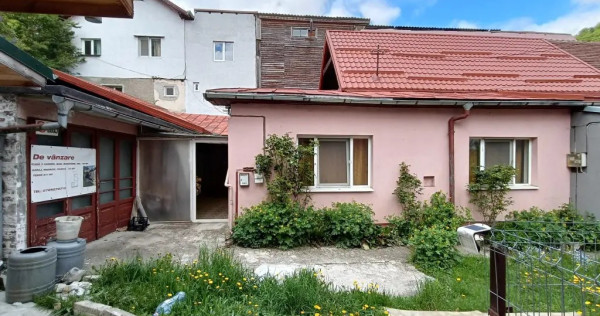Sinaia Casă 3 camere si dependinte