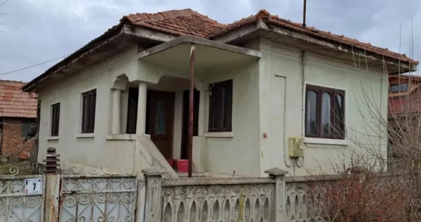 Casa Comuna Balanesti sat Voitestii din Vale judetul Gorj