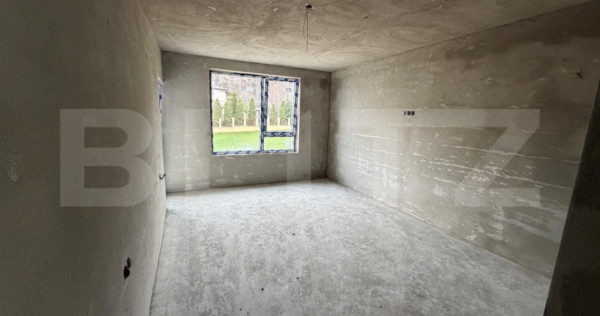 Apartament 4 camere, semifinisat cu garaj si boxa, zona Brad