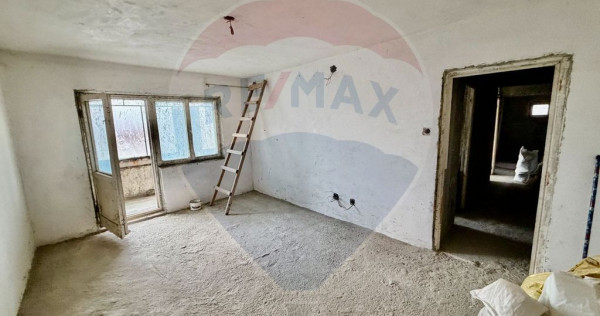 Apartament 4 camere Zona Brailei