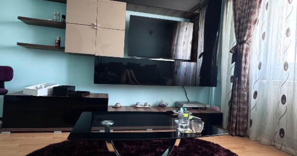 Inchiriez ap 2 camere+ parcare bld C-tin Brancoveanu, sector 4
