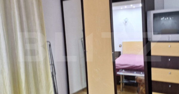 Apartament de vanzare, cu 2 camere, decomandat, in Vatra Dor
