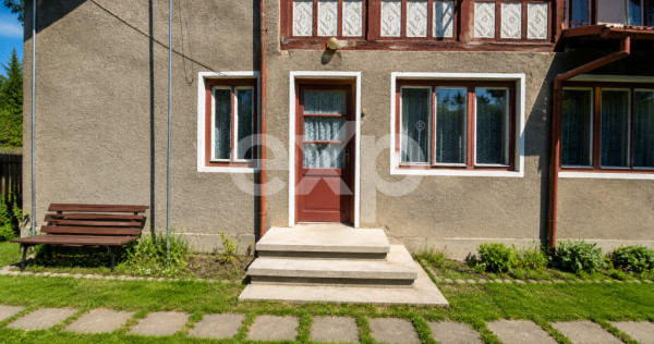 Corp de casă 204 mp utili &icirc;n Predeal | Ideal pentru locuir