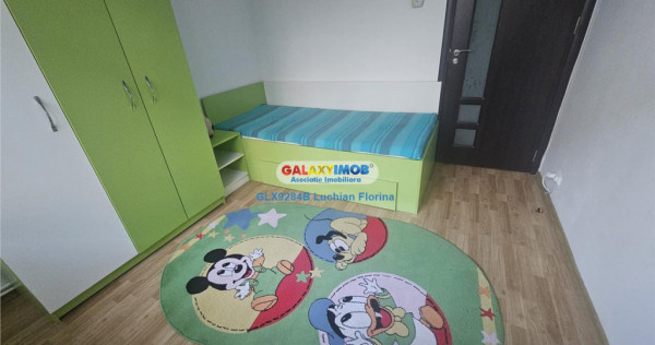 Apartament 3 camere, et.1, bloxa, parcare, centrala proprie