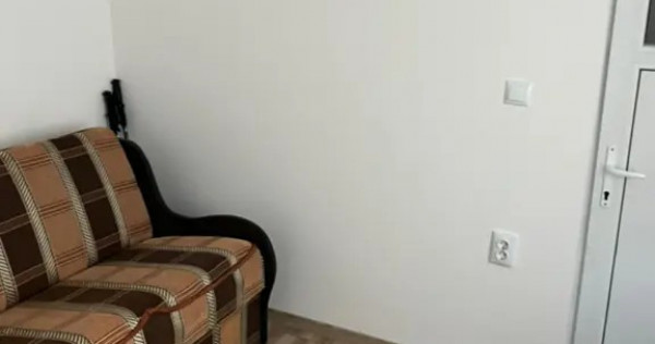 Vand apartament 3 camere Bușteni, Prahova, central