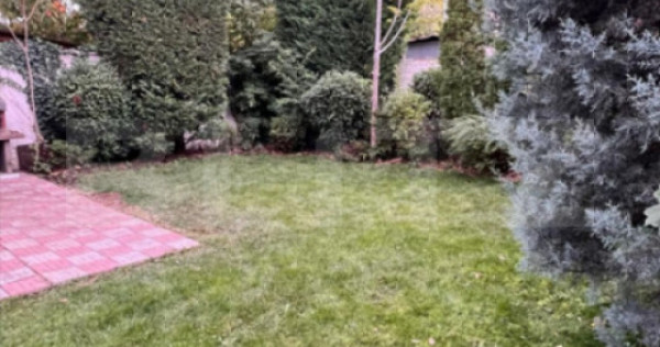Casa individuala, 130 mp, teren 330 mp, zona Lipovei