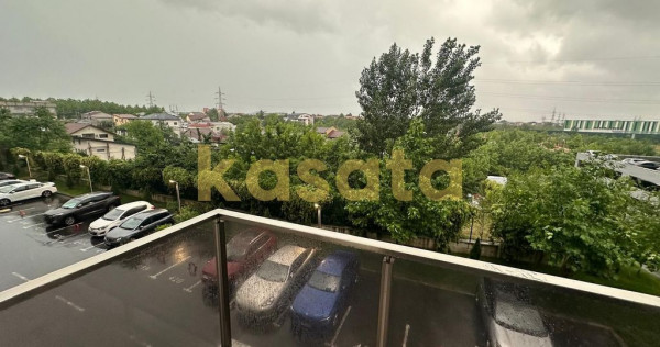Garsoniera spatioasa, luminoasa la 2 minute de metrou