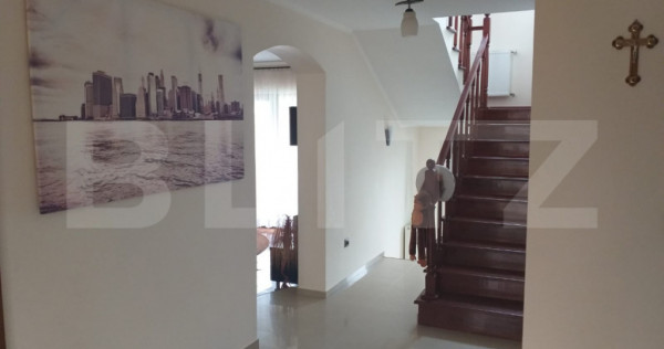 Proprietate de vanzare, 412 mp, 2.877 mp teren, zona Sagului