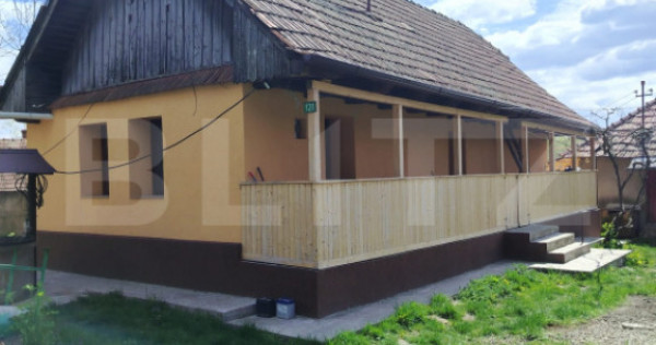 Casa renovata comuna Rediu, 50 mp, 3800 mp teren