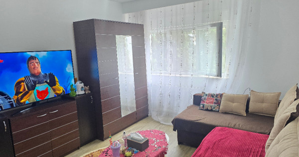 Vand apartament 2 camere in Deva, Gojdu (scoala Andrei Saguna), et. 1