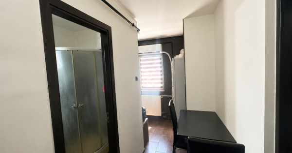 Garsonieră decomandată renovată, 28.79 mp utili, zona Gar